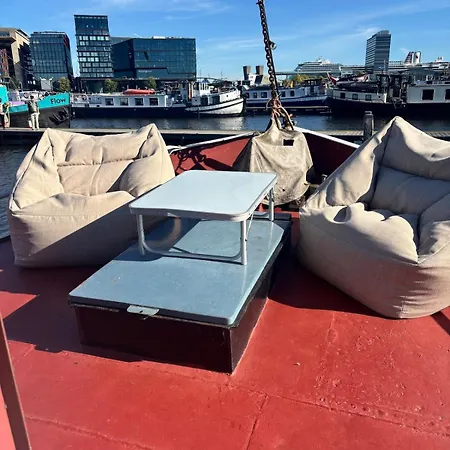 Appartamento Cozy, Characterful Authentic Houseboat Amsterdam